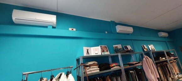 120m² Commercial property in Arezzo, Italy No. 213945 10