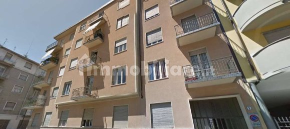 Квартира с 1 спальней в Турин, Италия № 10398 4