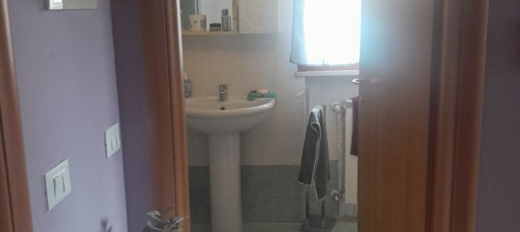 3 rooms Apartment in Provaglio d'Iseo, Italy No. 335596 9