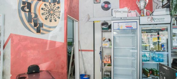 2 rooms Commercial property in Rome, Italy No. 334328 12