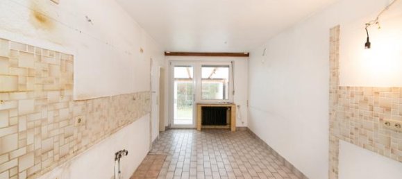 3 bedrooms House in Krefeld, Germany No. 32005 6