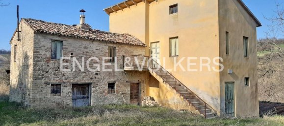 5 rooms House in Montelparo, Italy No. 127365 31
