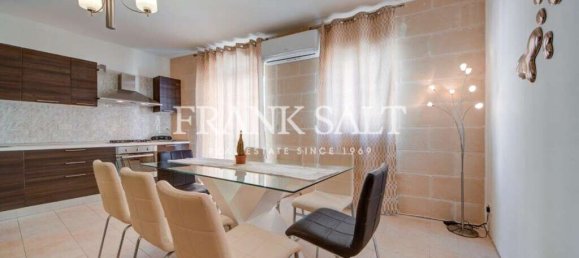 Apartamento de 3 dormitorios en Marsalforn, Malta No. 945 6