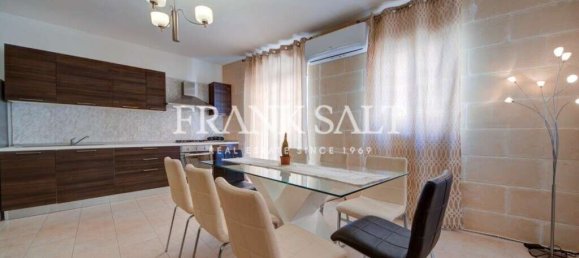 Apartamento de 3 dormitorios en Marsalforn, Malta No. 945 5