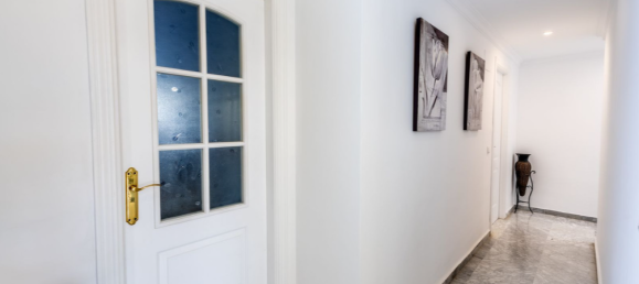 Apartamento de 3 dormitorios en Alhaurín el Grande, Spain No. 52840 6