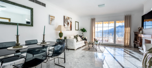 Apartamento de 3 dormitorios en Alhaurín el Grande, Spain No. 52840 3