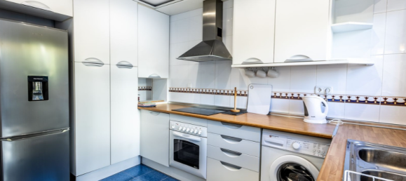 Apartamento de 3 dormitorios en Alhaurín el Grande, Spain No. 52840 8