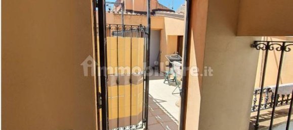 Apartamento de 3 dormitorios en Bosa, Italy No. 59310 55