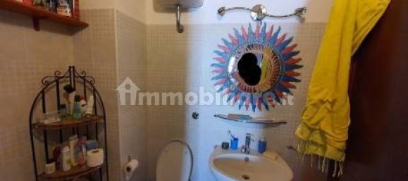 Apartamento de 3 dormitorios en Bosa, Italy No. 59310 3