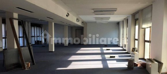 1648m² Commercial property in Padua, Italy No. 321688 4