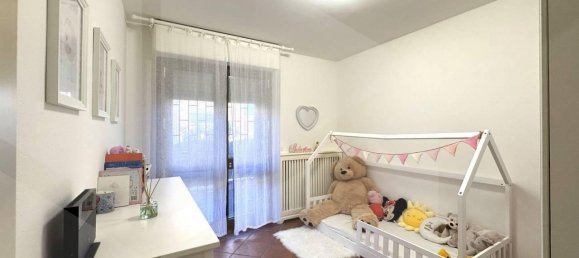 4 rooms Apartment in Casalecchio di Reno, Italy No. 39407 3