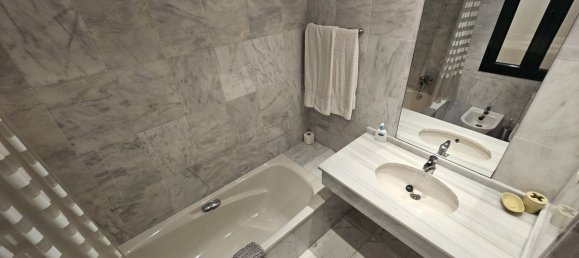 3 bedrooms Apartment in Estepona, Spain No. 52908 15