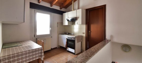 1 غرف نوم شقة في Oltrona di San Mamette, Italy رقم 317398 2