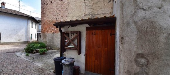 1 غرف نوم شقة في Oltrona di San Mamette, Italy رقم 317398 14