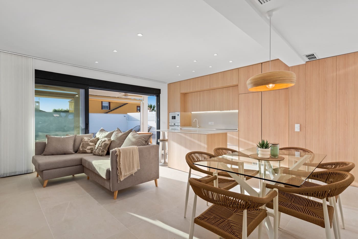 3 bedrooms House in Torrevieja, Spain No. 194527