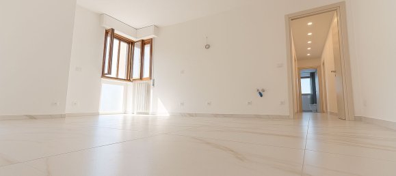 Apartamento de 3 divisões em Milan, Italy N.º 338123 3