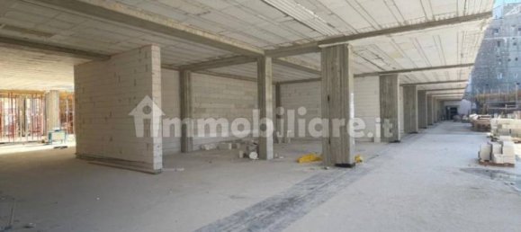 Коммерческая недвижимость с 1 комнатой в Лечче, Италия № 96778 18