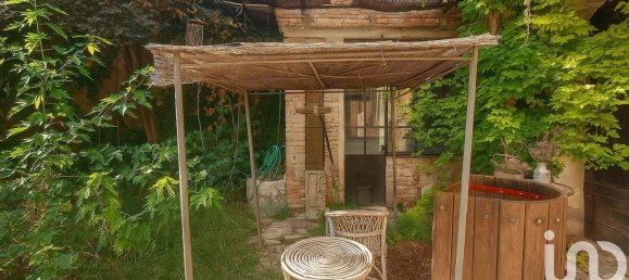 Edificio de 5 habitaciónes en Gazzuolo, Italy No. 378641 2