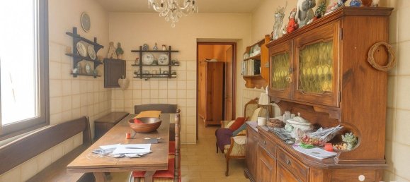 Edificio de 5 habitaciónes en Gazzuolo, Italy No. 378641 3