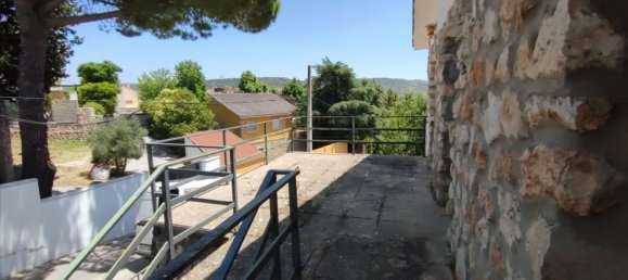 3 bedrooms House in Madrid, Spain No. 134047 5