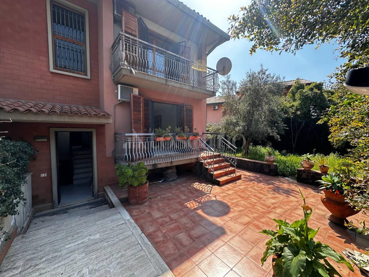 5-salle Villa à San Gregorio di Catania, Italy No. 49094