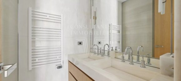 Квартира с 3 спальнями в Париж, Франция № 347362 13