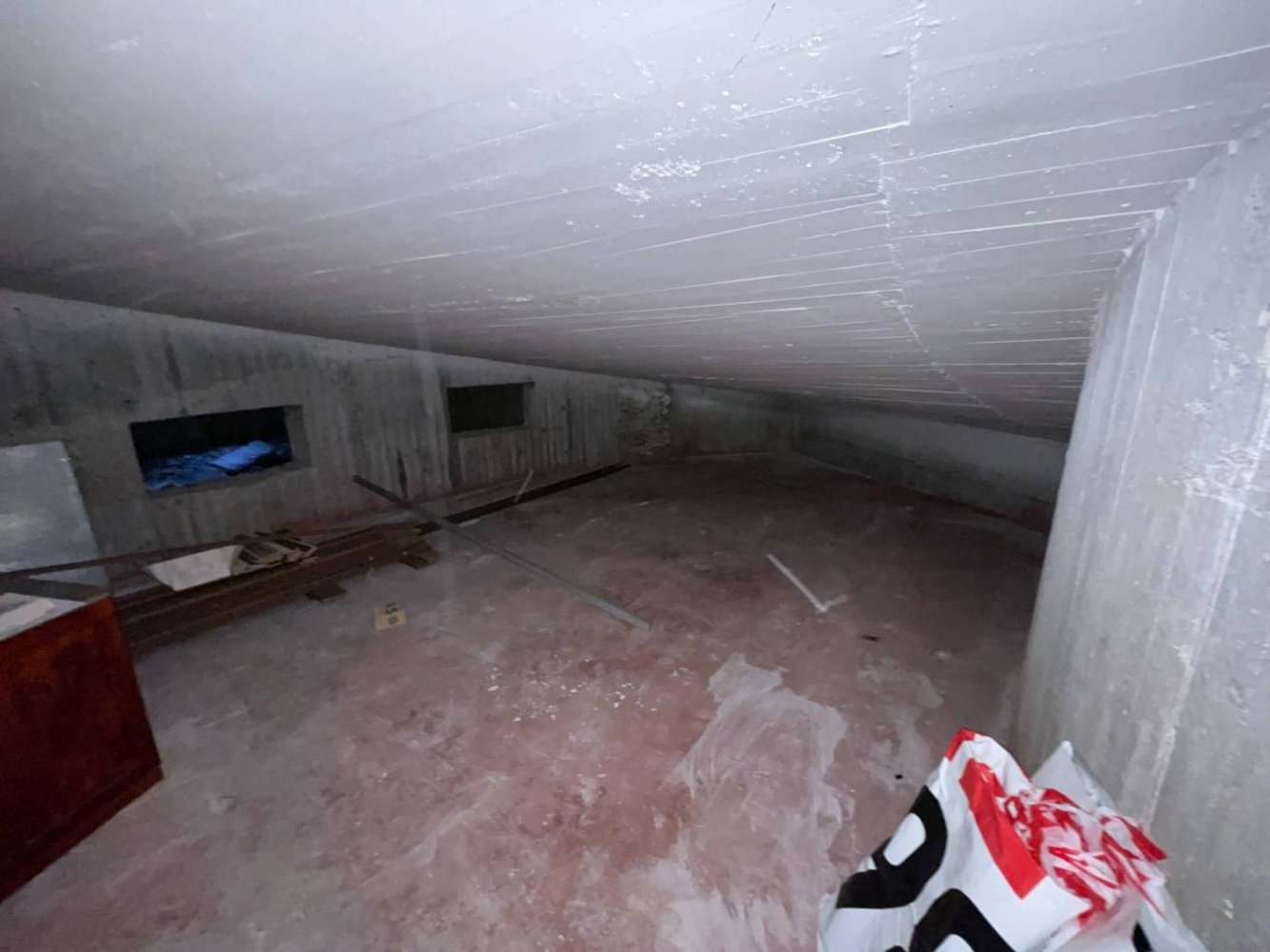 41m² Warehouse in Bologna, Italy No. 262747