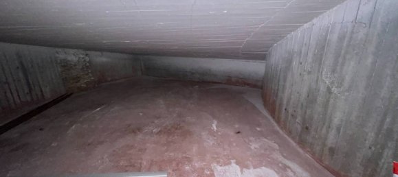 41m² Warehouse in Bologna, Italy No. 262747 5