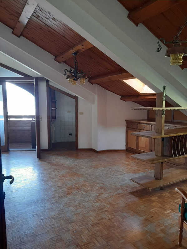 Здание с 2 комнатами в Пьеве ди Кадоре, Италия № 70596