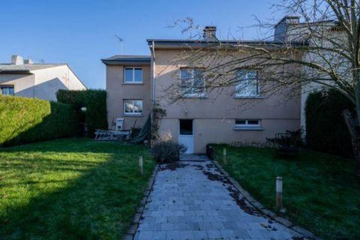 4 bedrooms House in Sedan, France No. 25938