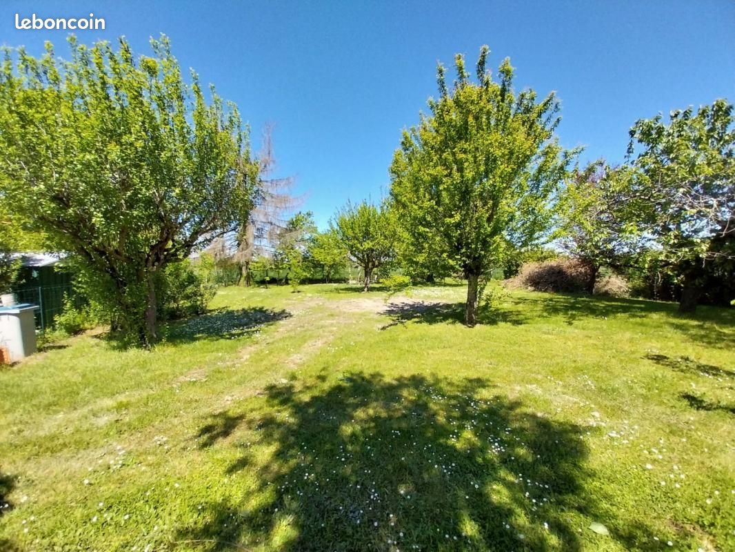 432m² Land in Negrepelisse, France No. 284878