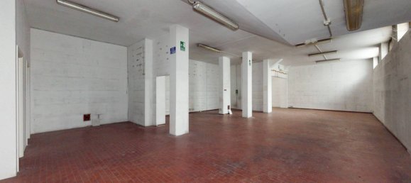 140m² Warehouse in Turin, Italy No. 214619 5