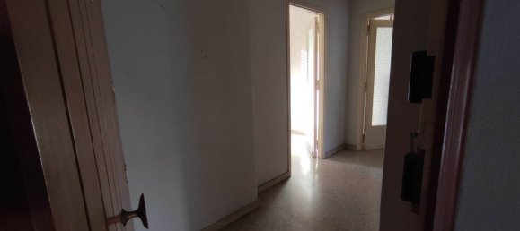 Квартира с 4 спальнями в Ачиреале, Италия № 109973 5