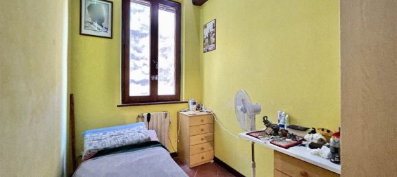3 rooms Apartment in Mantua, Italy No. 250324 13