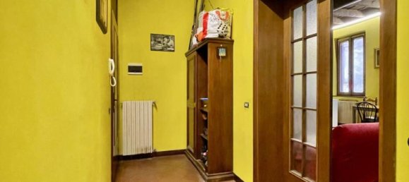 3 rooms Apartment in Mantua, Italy No. 250324 9