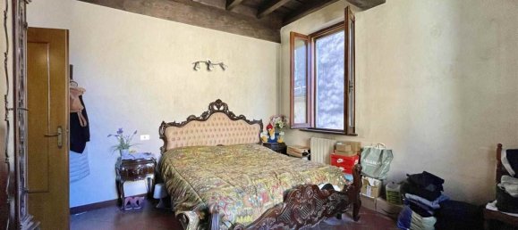 3 rooms Apartment in Mantua, Italy No. 250324 16