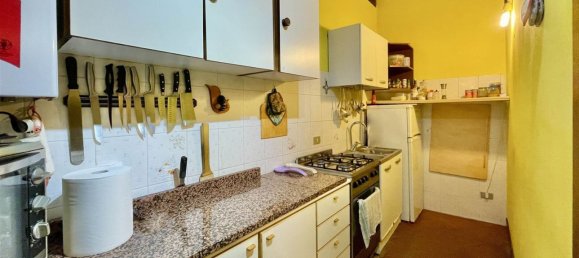 3 rooms Apartment in Mantua, Italy No. 250324 6