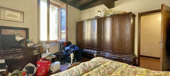 3 rooms Apartment in Mantua, Italy No. 250324 19