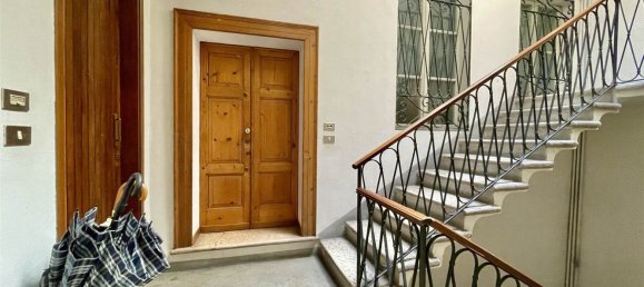 3 rooms Apartment in Mantua, Italy No. 250324 24