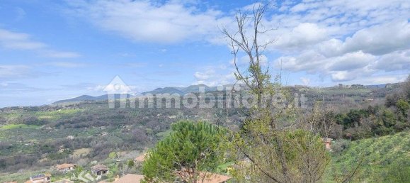 2 Schlafzimmer Wohnung in Toffia, Italy, Nr. 209536 28