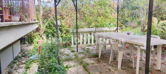 2 Schlafzimmer Wohnung in Toffia, Italy, Nr. 209536 18