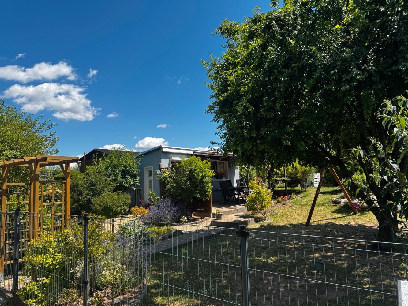  Land in Erfurt, Germany No. 229457