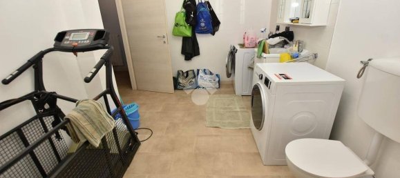 Apartamento de 2 dormitorios en Vignate, Italy No. 161144 32