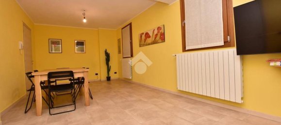 Apartamento de 2 dormitorios en Vignate, Italy No. 161144 30