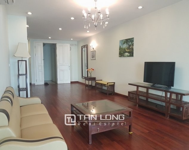 Квартира с 3 спальнями в Тэйхо, Вьетнам № 1793