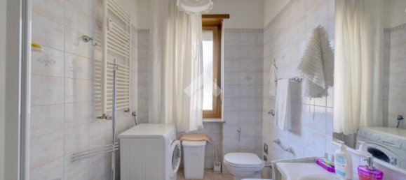 2 غرف نوم شقة في Orbassano, Italy رقم 174942 19