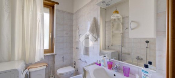 2 غرف نوم شقة في Orbassano, Italy رقم 174942 20