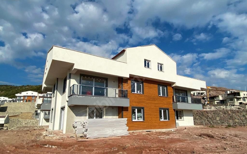 Appartement 1+1 à Izmir, Turkey No. 30660