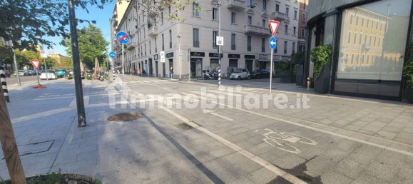 Коммерческая недвижимость с 3 комнатами в Милан, Италия № 314900 3