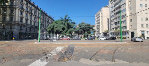 Коммерческая недвижимость с 3 комнатами в Милан, Италия № 314900 15